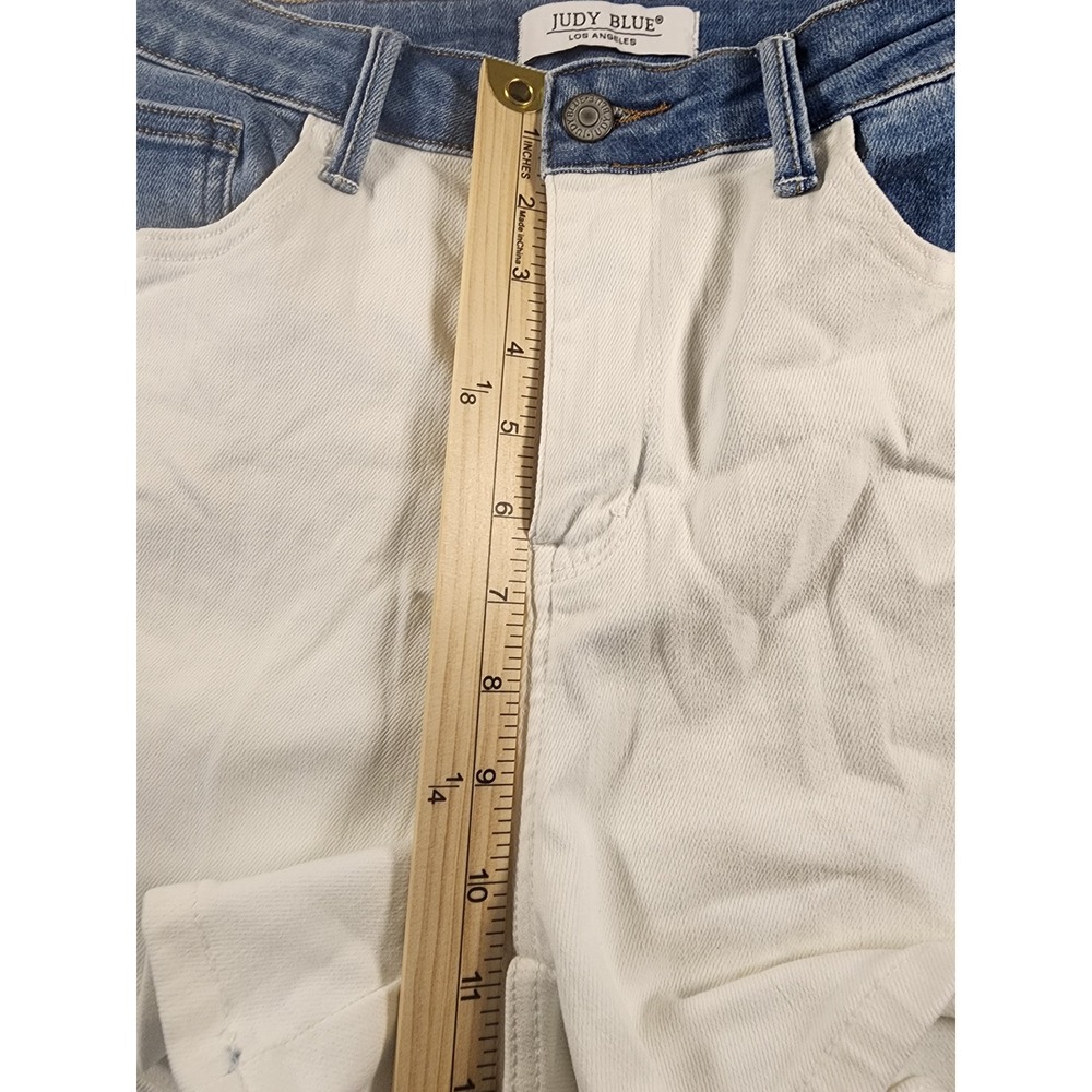 Judy Blue White Denim Shorts Womens L Colorblock Side Stripe 2 Tone Stretch Prep - Picture 4 of 9